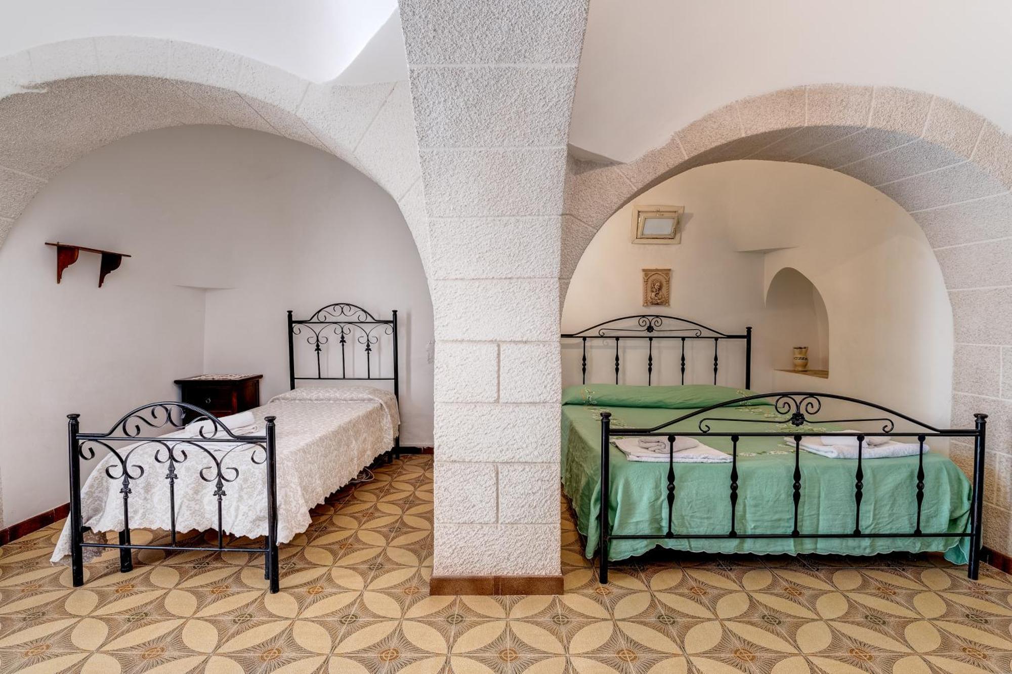 Trullo La Quercia Villa Ostuni Exterior photo