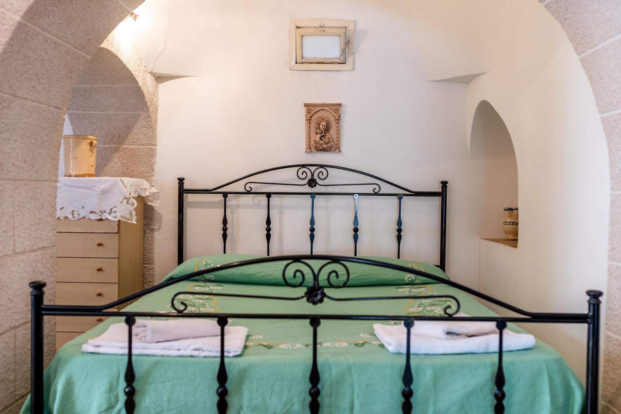 Trullo La Quercia Villa Ostuni Exterior photo