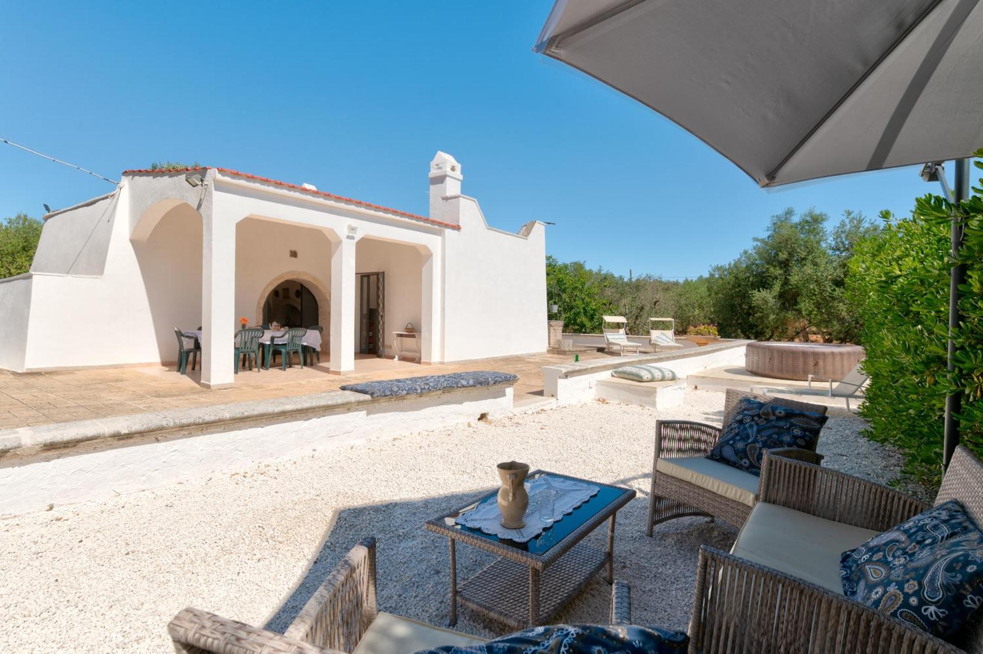 Trullo La Quercia Villa Ostuni Exterior photo